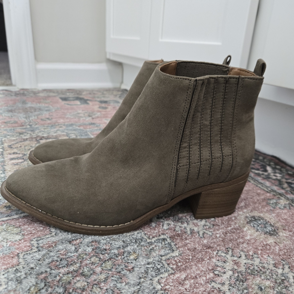 Universal Thread Olive Ankle Boots - image 4
